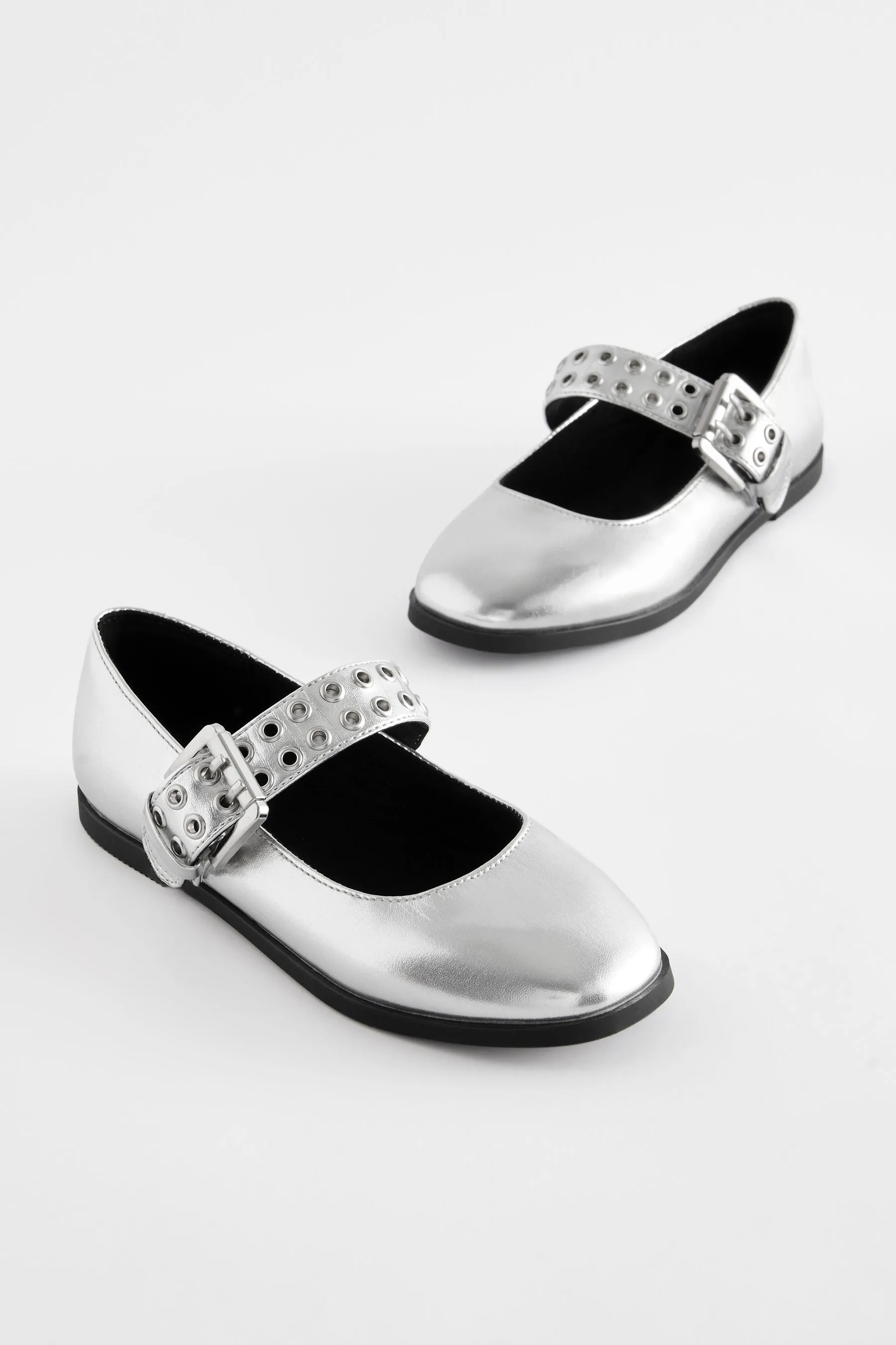 Scarpe Mary Jane con cinturini con borchie    